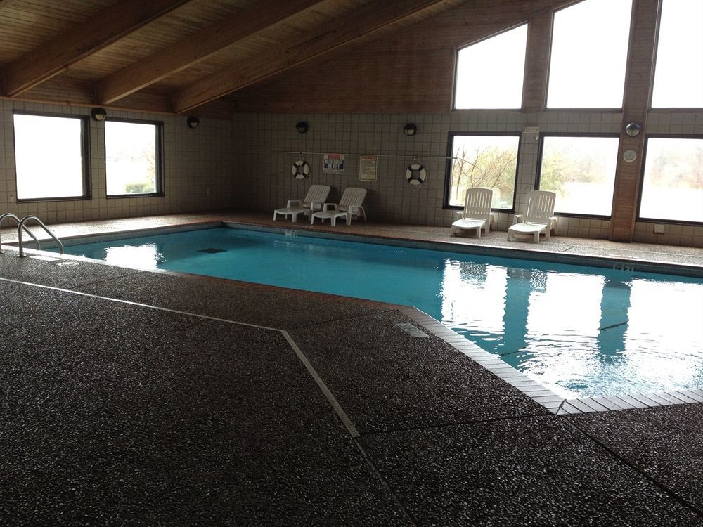 Regency Inn And Suites Stilwell Экстерьер фото